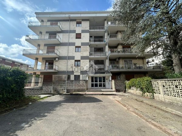 appartamento in vendita a Cosenza in zona Cosenza Vecchia