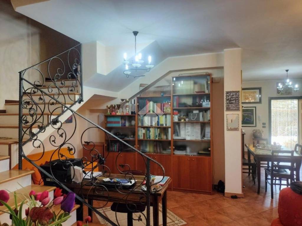 casa indipendente in vendita a Cosenza in zona Gergeri