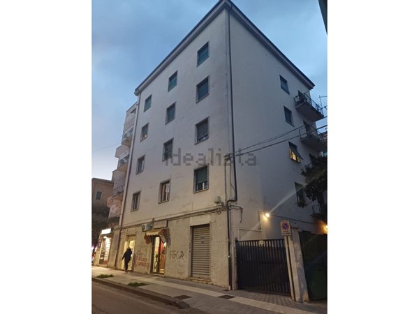 casa indipendente in vendita a Cosenza in zona Cosenza Vecchia
