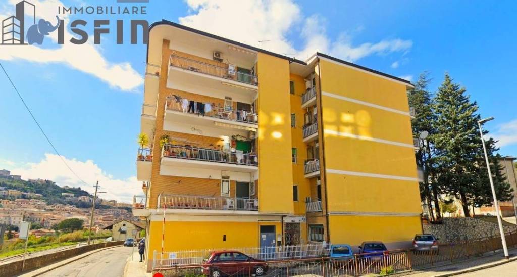 appartamento in vendita a Cosenza in zona Serra Soprana
