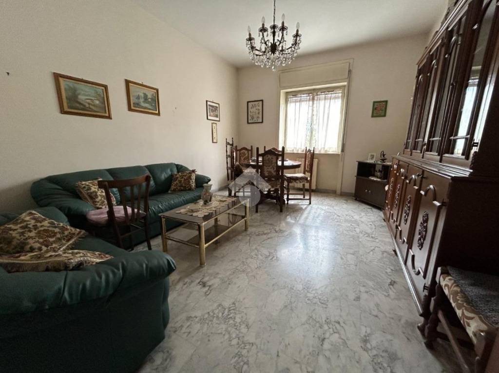 appartamento in vendita a Cosenza in zona Panebianco