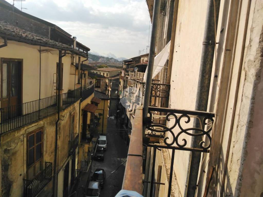 appartamento in vendita a Cosenza in zona Cosenza Vecchia