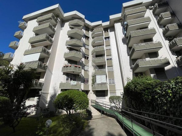 appartamento in vendita a Cosenza in zona Città 2000