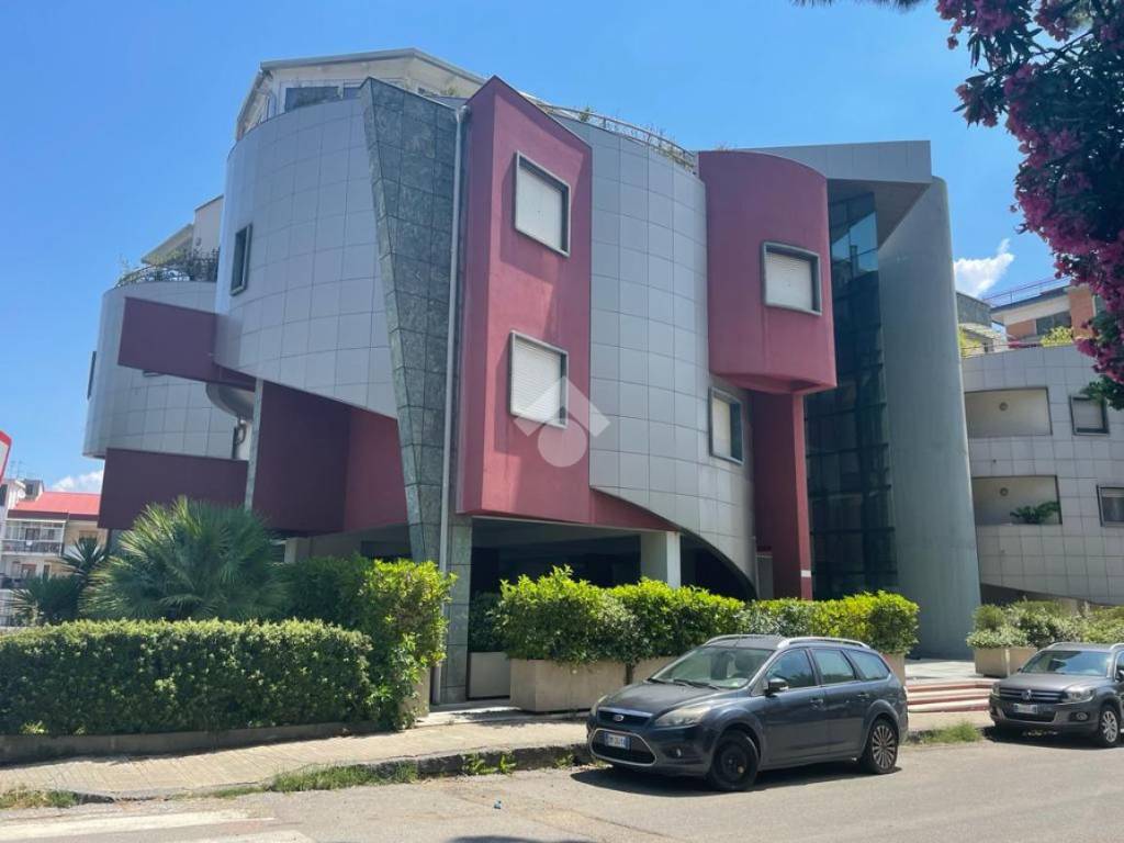 appartamento in vendita a Cosenza in zona De Rada