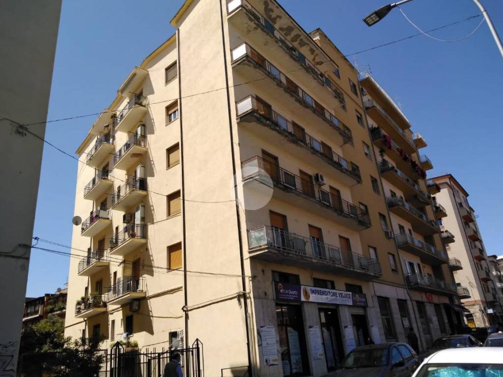 appartamento in vendita a Cosenza in zona Cosenza Vecchia