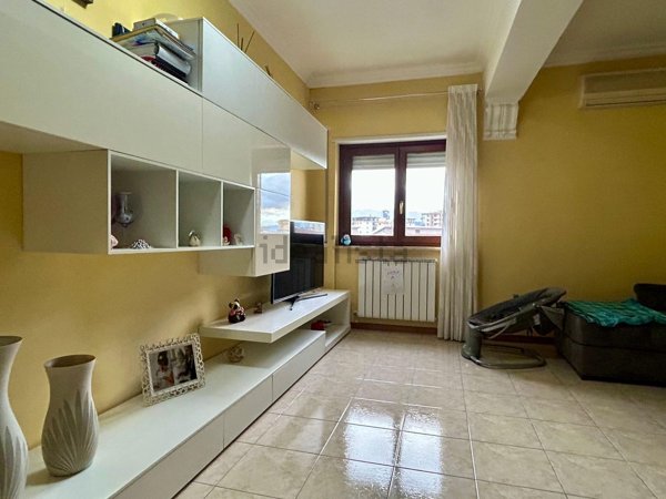 appartamento in vendita a Cosenza in zona Via Popilia
