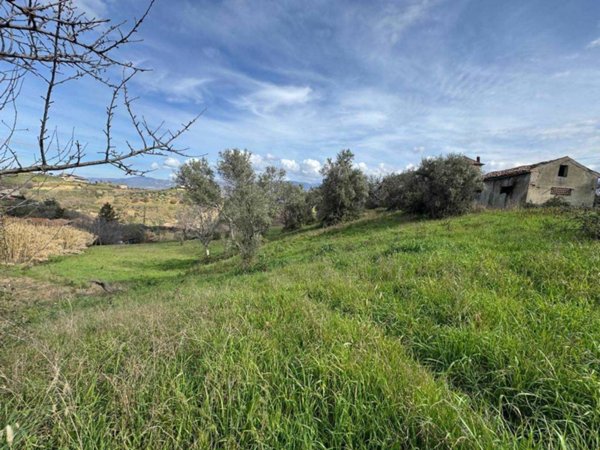 terreno agricolo in vendita a Cosenza in zona Donnici