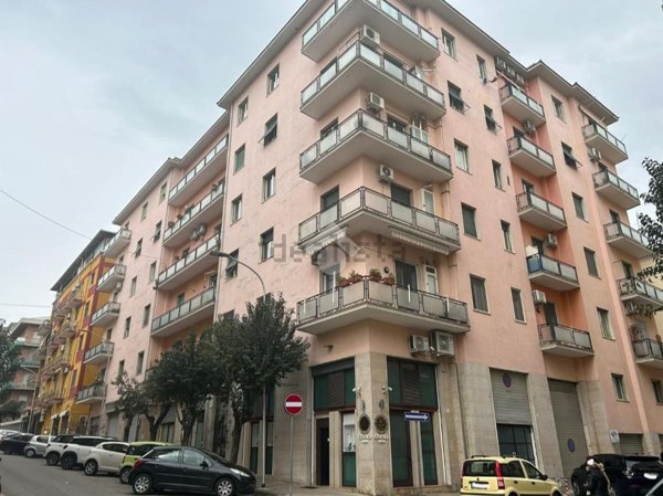 appartamento in vendita a Cosenza in zona Cosenza Vecchia