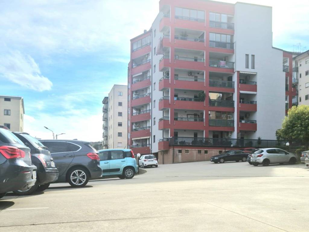 appartamento in vendita a Cosenza in zona Cosenza Vecchia