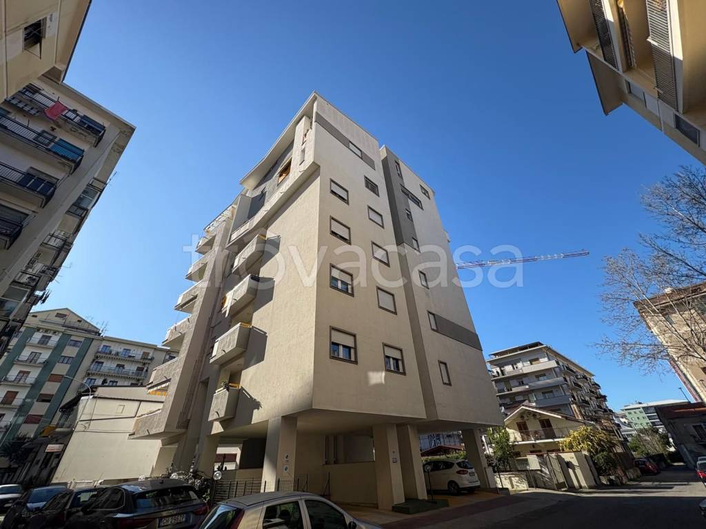 appartamento in vendita a Cosenza in zona Panebianco