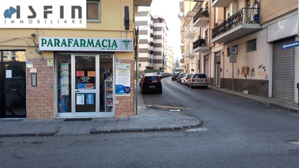 locale commerciale in vendita a Cosenza in zona Cosenza Vecchia
