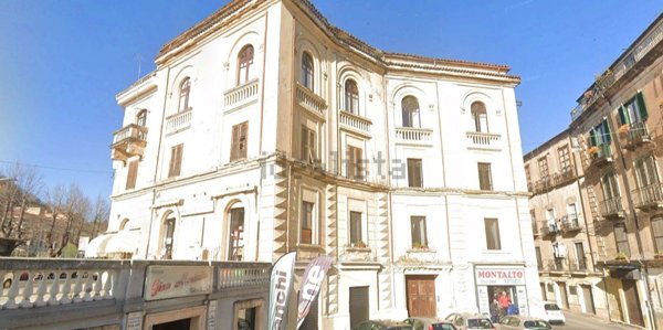 appartamento in vendita a Cosenza in zona Cosenza Vecchia
