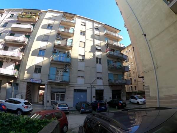 appartamento in vendita a Cosenza in zona Cosenza Vecchia