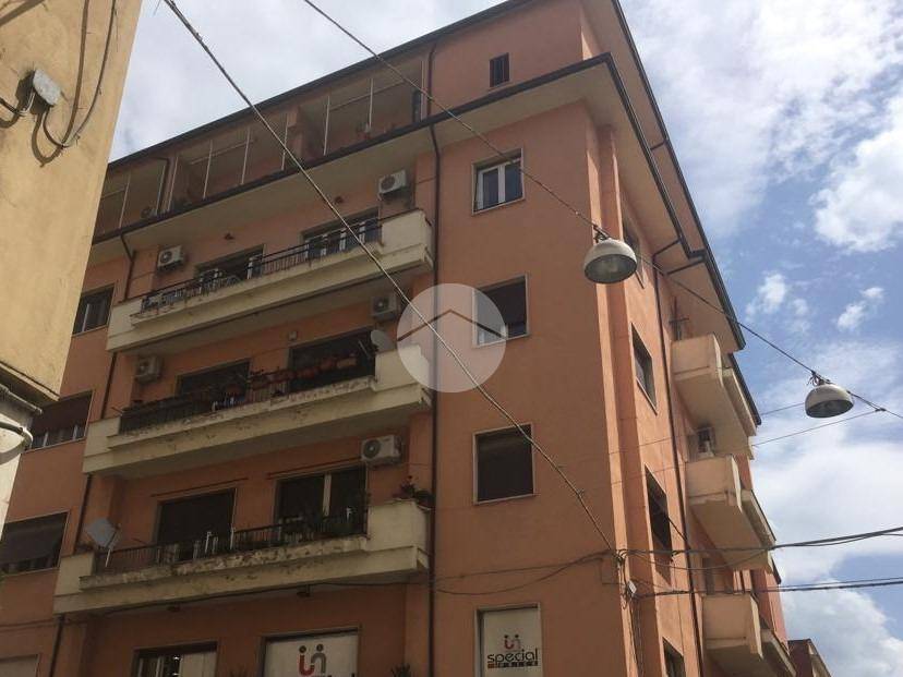 appartamento in vendita a Cosenza in zona Cosenza Vecchia