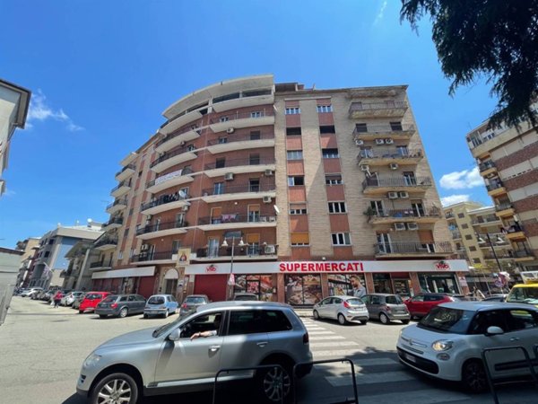 appartamento in vendita a Cosenza in zona Panebianco