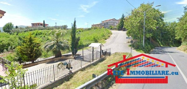 casa indipendente in vendita a Cosenza in zona Donnici