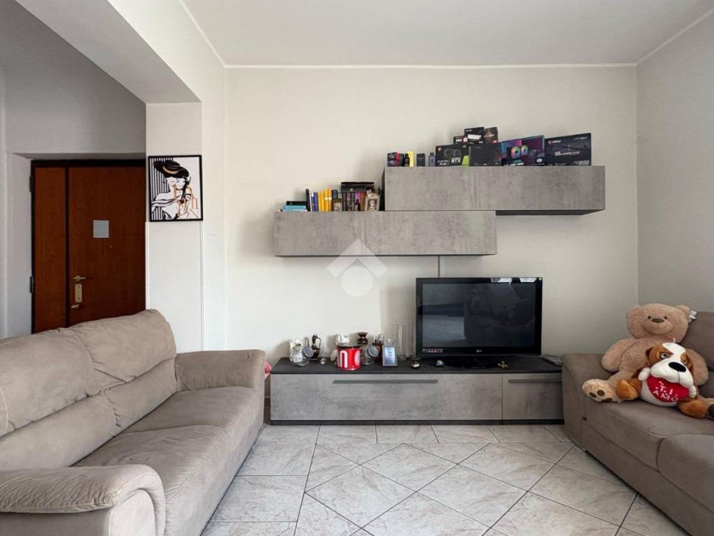 appartamento in vendita a Cosenza in zona Città 2000