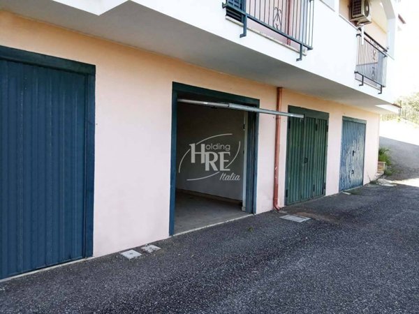casa semindipendente in vendita a Cosenza in zona Sant'Ippolito