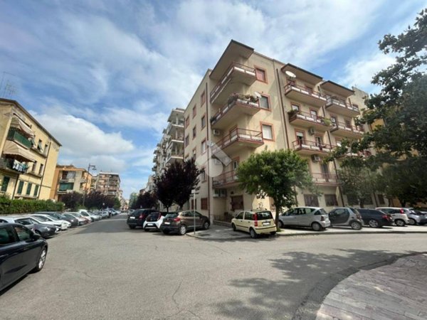 appartamento in vendita a Cosenza in zona Cosenza Vecchia