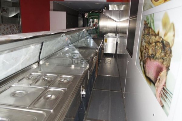 locale commerciale in vendita a Cosenza in zona Panebianco