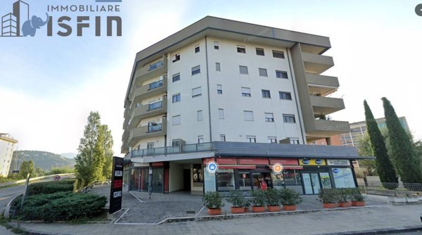 appartamento in vendita a Cosenza in zona Via Popilia