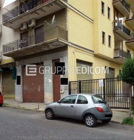 negozio in vendita a Cosenza