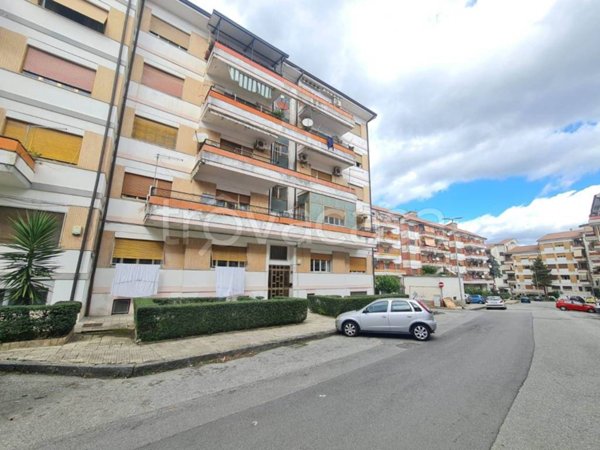 appartamento in vendita a Cosenza in zona Stadio