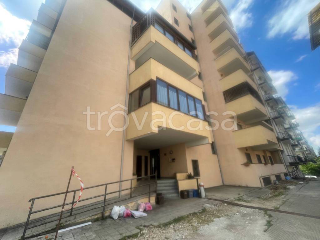 appartamento in vendita a Cosenza in zona Panebianco