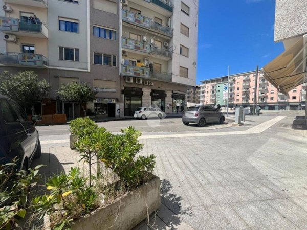 negozio in vendita a Cosenza