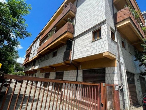 appartamento in vendita a Cosenza in zona Panebianco