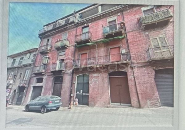 appartamento in vendita a Cosenza in zona Cosenza Vecchia