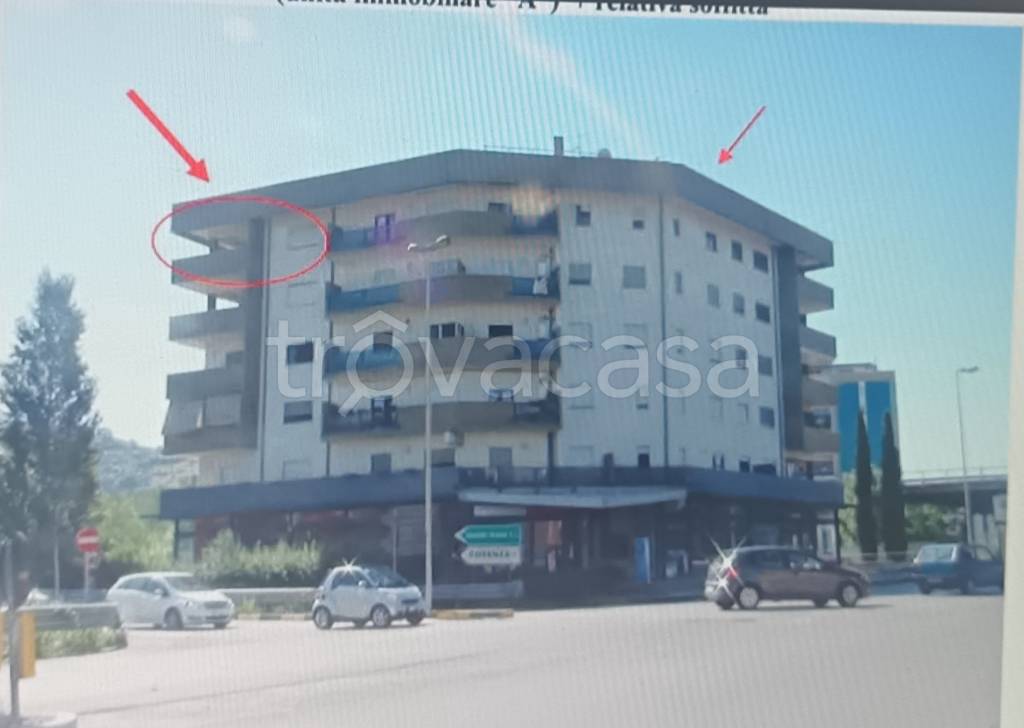 appartamento in vendita a Cosenza in zona Via Popilia