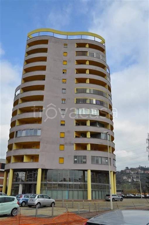 appartamento in vendita a Cosenza in zona Via Popilia