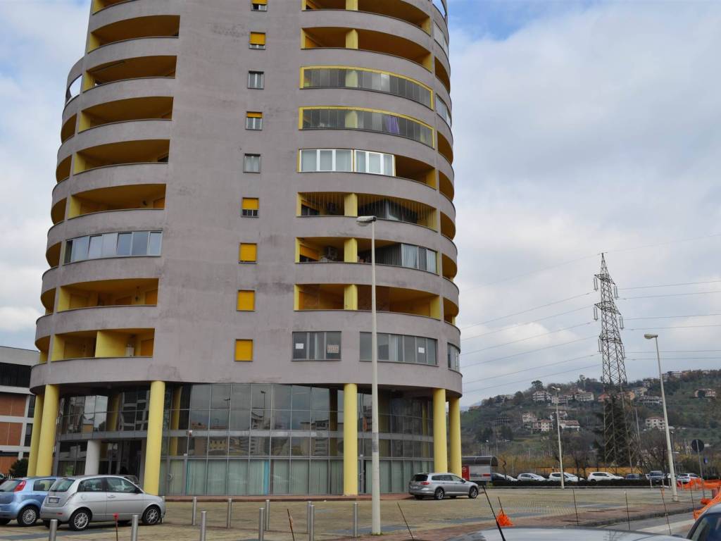 appartamento in vendita a Cosenza in zona Via Popilia