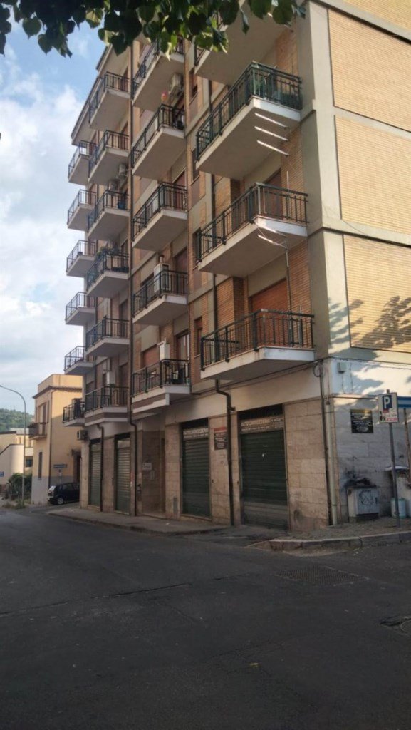 appartamento in vendita a Cosenza in zona Cosenza Vecchia