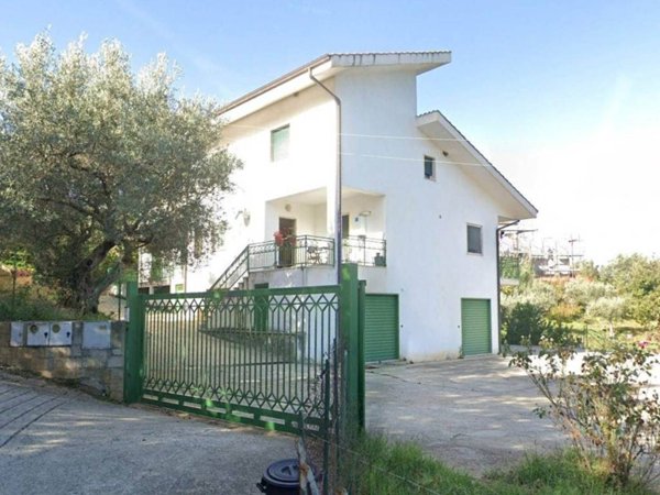 appartamento in vendita a Cosenza in zona Donnici