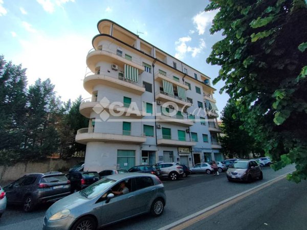 appartamento in vendita a Cosenza in zona Stadio