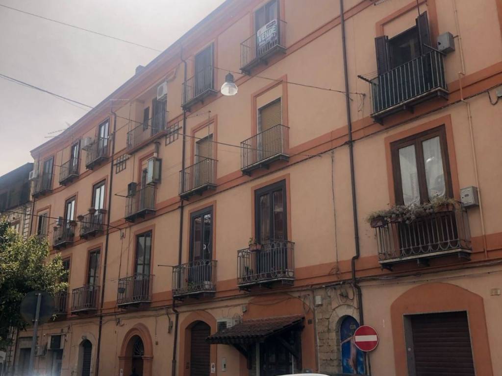 appartamento in vendita a Cosenza in zona Cosenza Vecchia