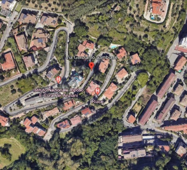 casa indipendente in vendita a Cosenza