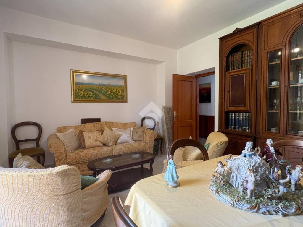 appartamento in vendita a Cosenza in zona Panebianco