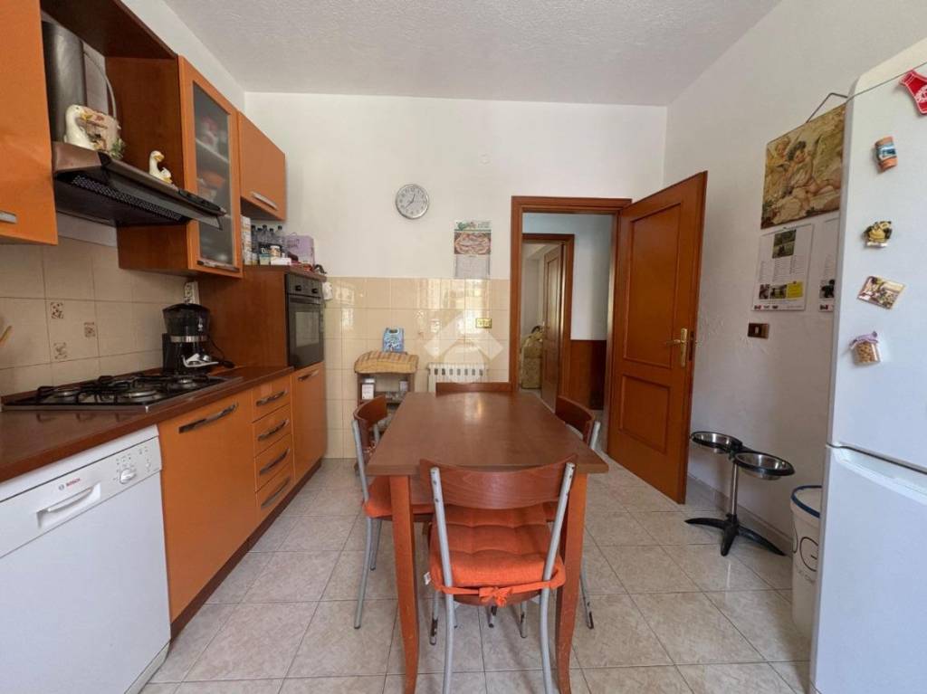 appartamento in vendita a Cosenza in zona Panebianco