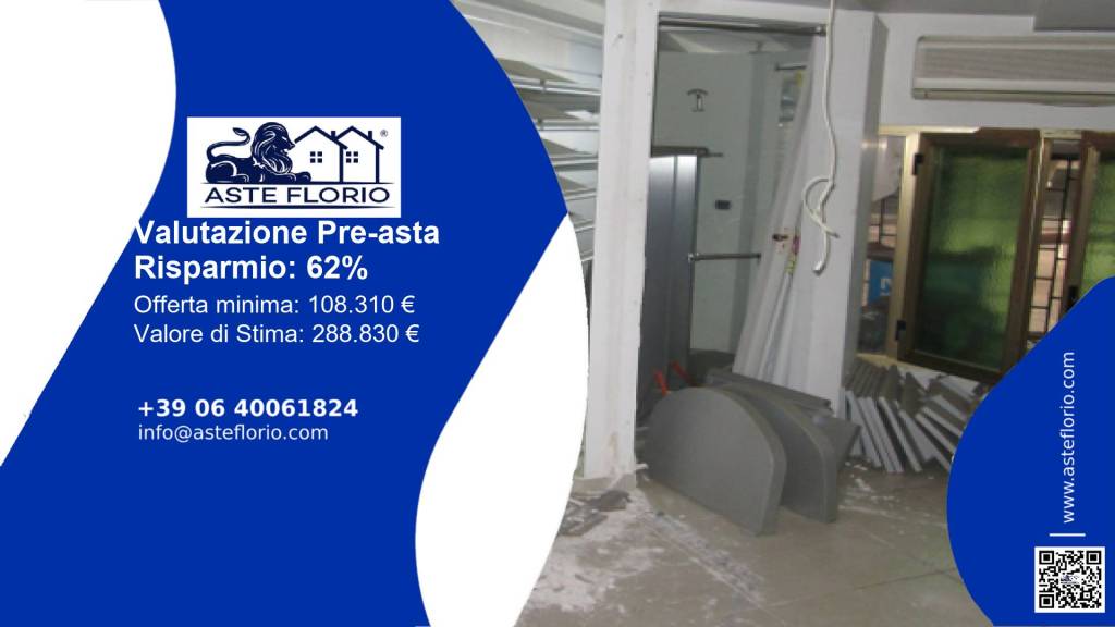 negozio in vendita a Cosenza in zona Cosenza Vecchia