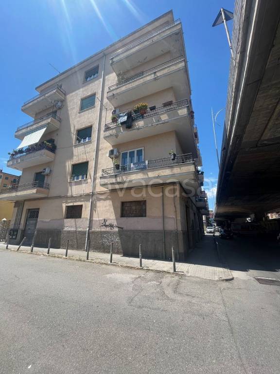 appartamento in vendita a Cosenza in zona Panebianco