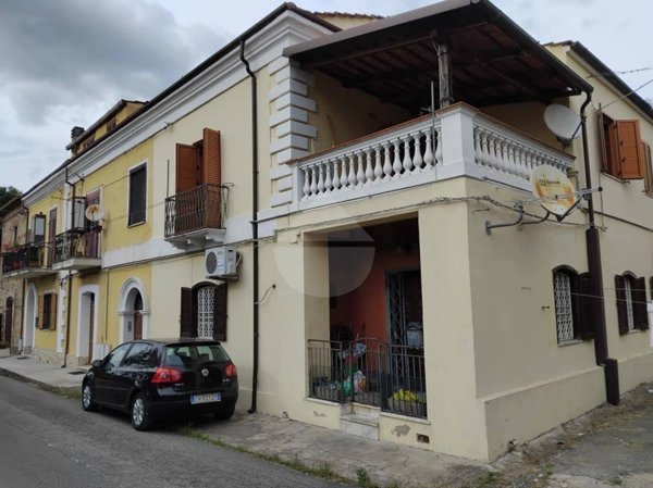 appartamento in vendita a Cosenza in zona Cosenza Vecchia
