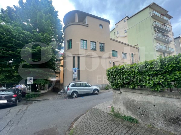appartamento in vendita a Cosenza in zona Cosenza Vecchia
