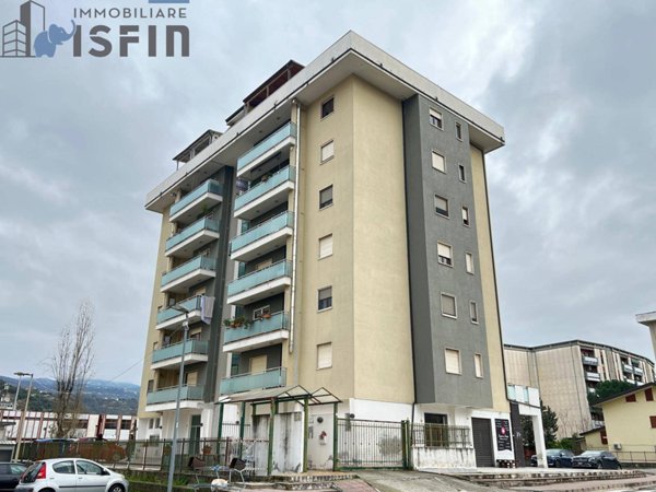 appartamento in vendita a Cosenza in zona Via Popilia