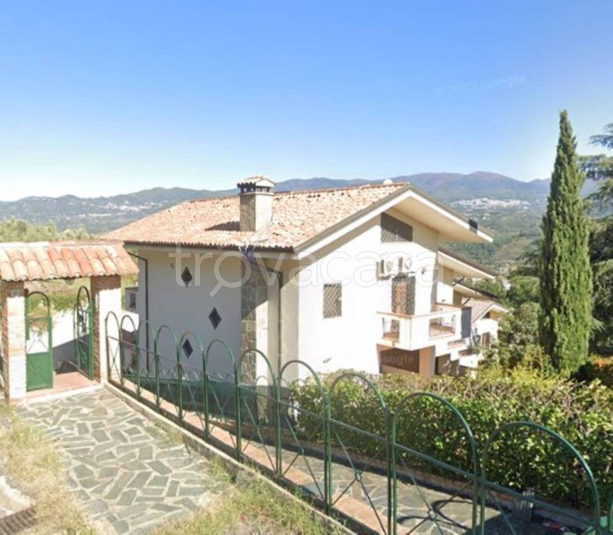 casa indipendente in vendita a Cosenza