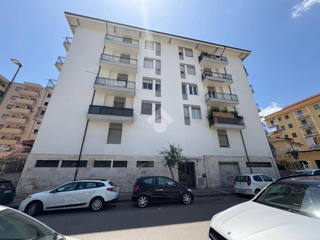 appartamento in vendita a Cosenza in zona Città 2000