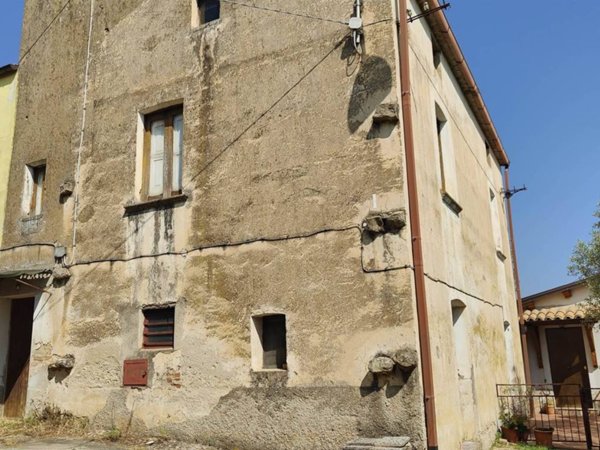 casa indipendente in vendita a Cosenza in zona Cosenza Vecchia