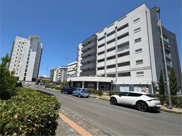 appartamento in vendita a Cosenza in zona Via Popilia
